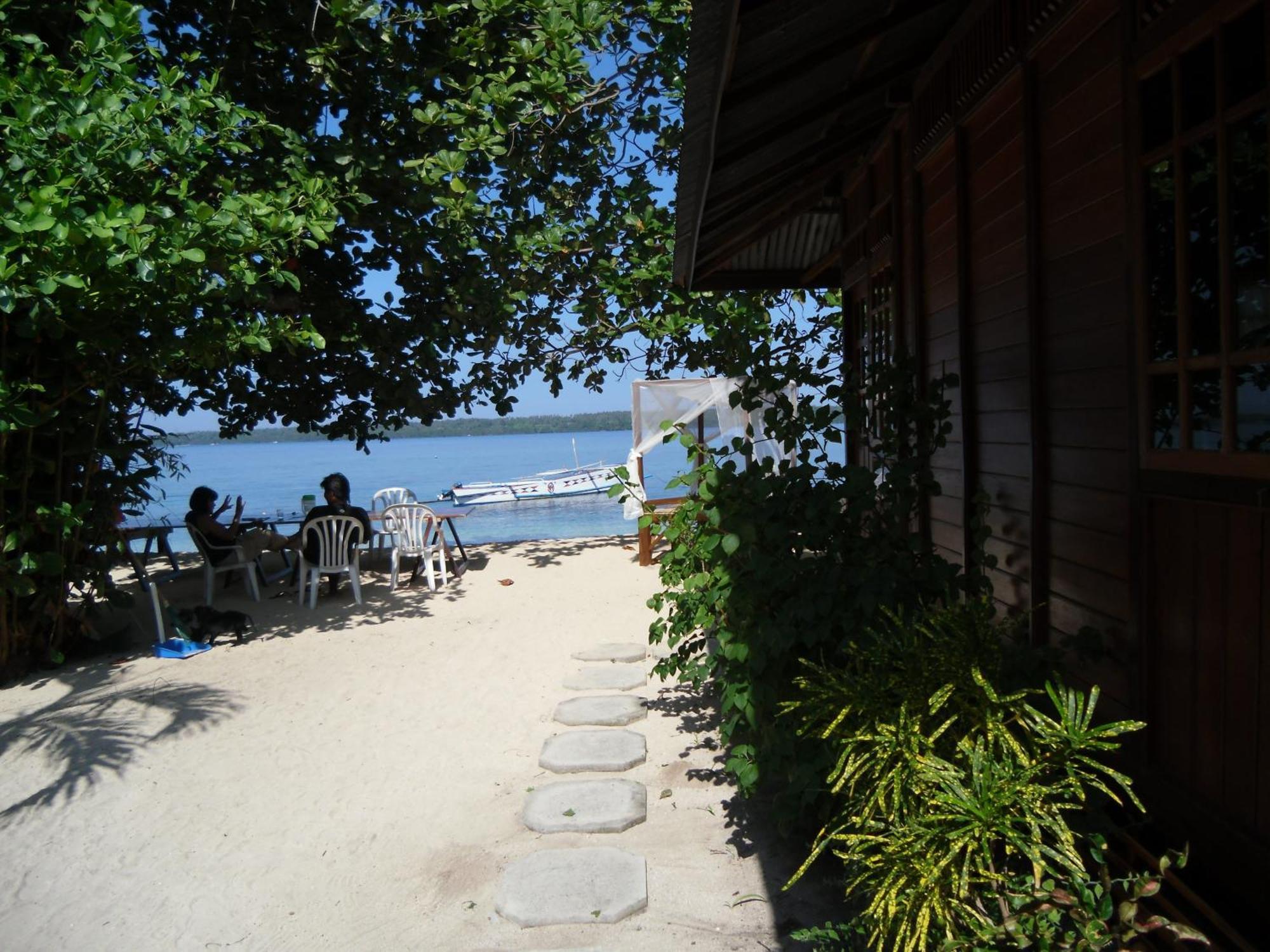 Hotel Bobocha Siladen à Bunaken Extérieur photo