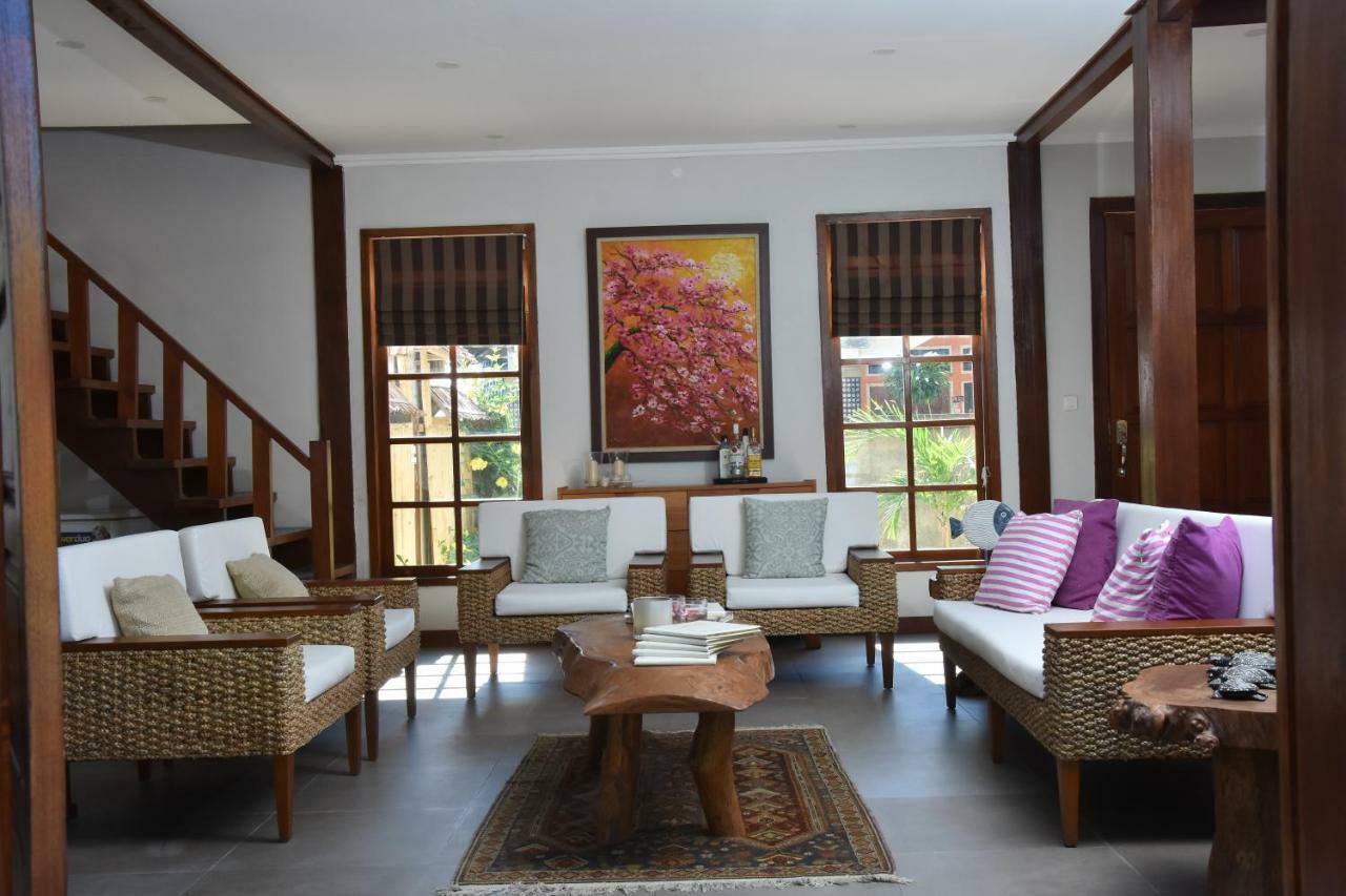 Hotel Bobocha Siladen à Bunaken Extérieur photo