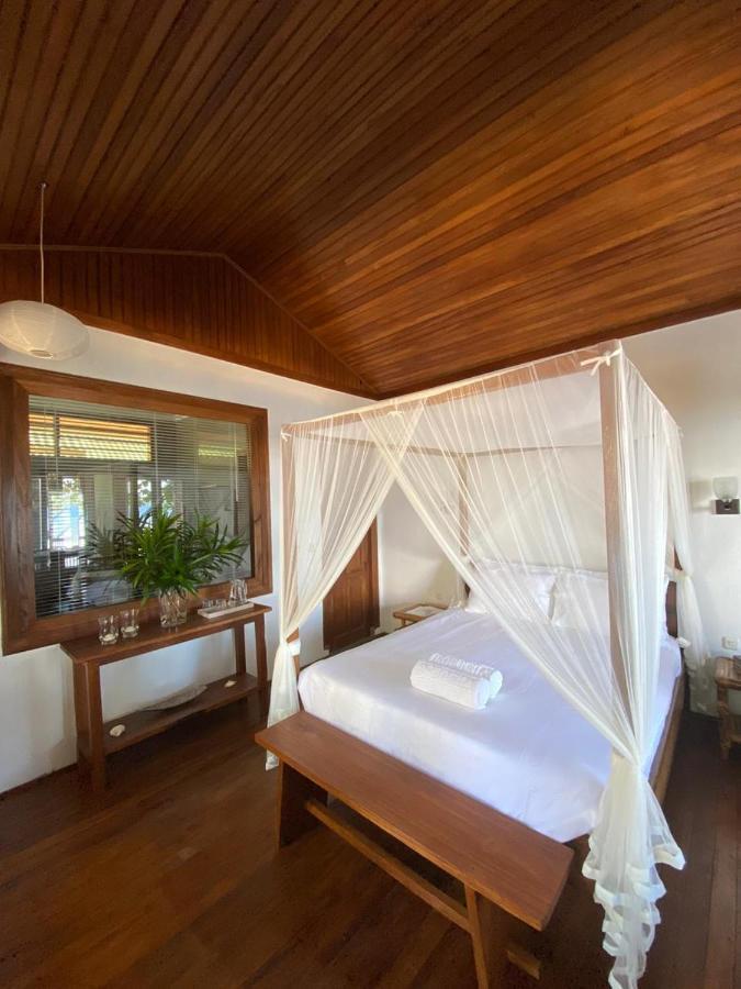 Hotel Bobocha Siladen à Bunaken Extérieur photo